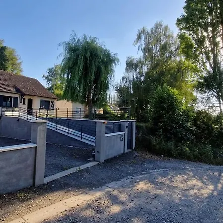 Sous-sol Amenage Equipe Avec Jardin & Parking Berteaucourt-les-Dames