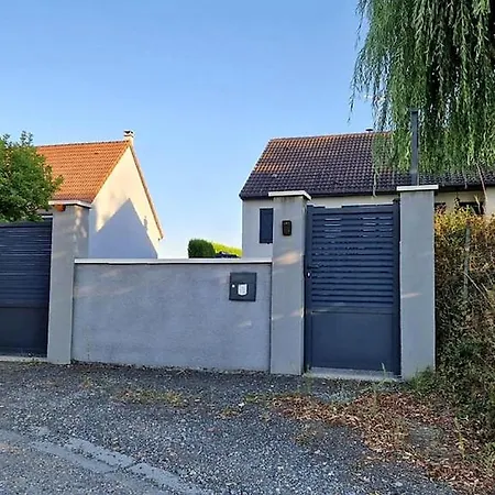 Appartement Sous-sol Amenage Equipe Avec Jardin & Parking