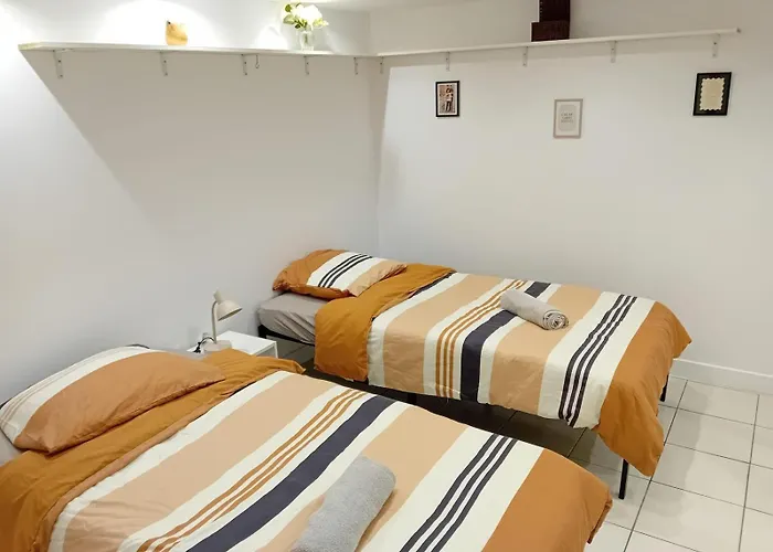 Sous-sol Amenage Equipe Avec Jardin & Parking